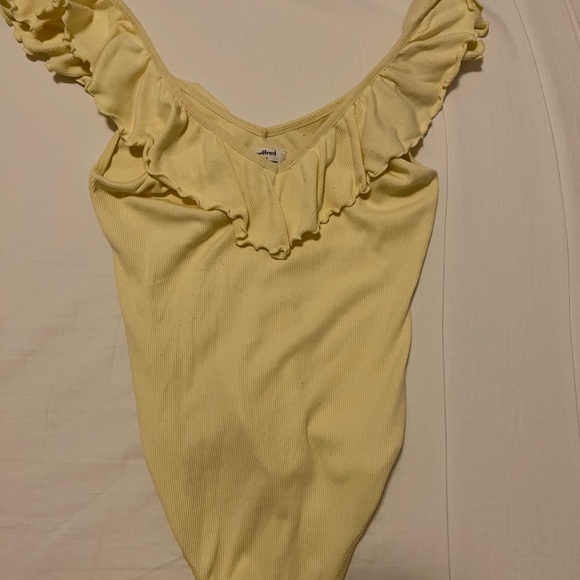 Aritzia Danette Bodysuit - Yellow - Picture 5 of 7